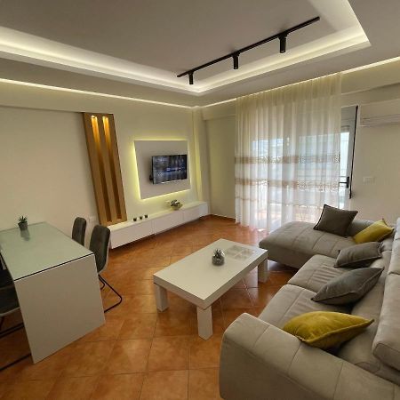 Saranda Central Apartment ภายนอก รูปภาพ