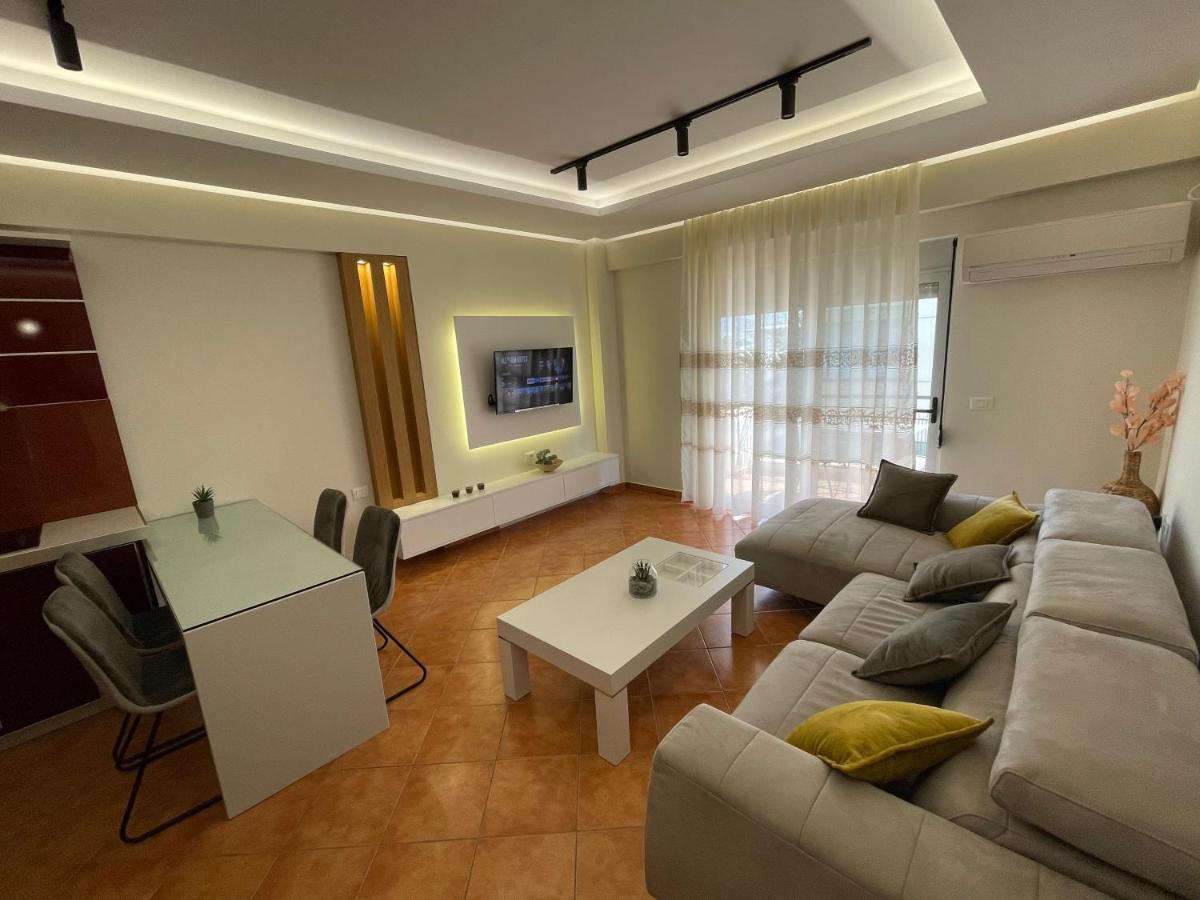 Saranda Central Apartment ภายนอก รูปภาพ